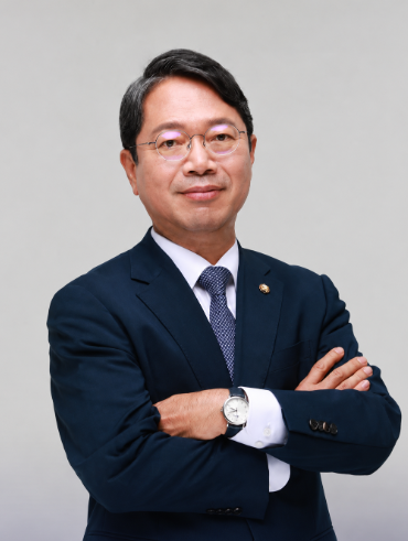 김승원 사퇴 뒤 ‘성추행 의혹 탄원서’ 파장…전직 보좌진이 청와대 전달 주장