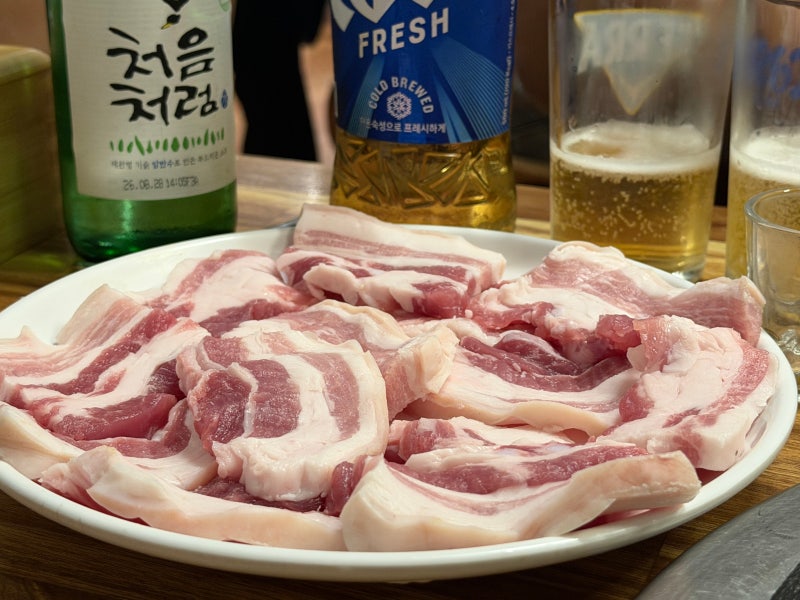 [금호동 맛집] 삼겹살이 더 맛있는 "우촌숯불갈비"
