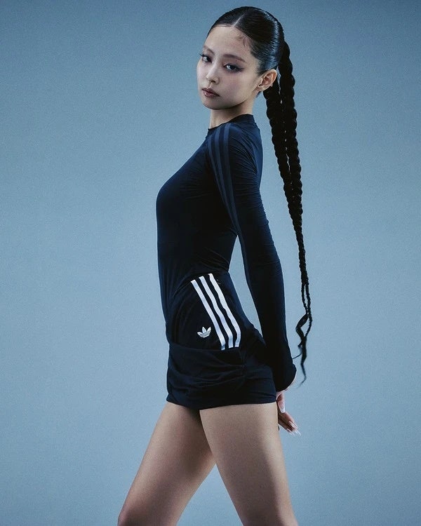 아디다스 제니가 신은 발레슈즈 슈퍼스타가 이렇게 변했다고?