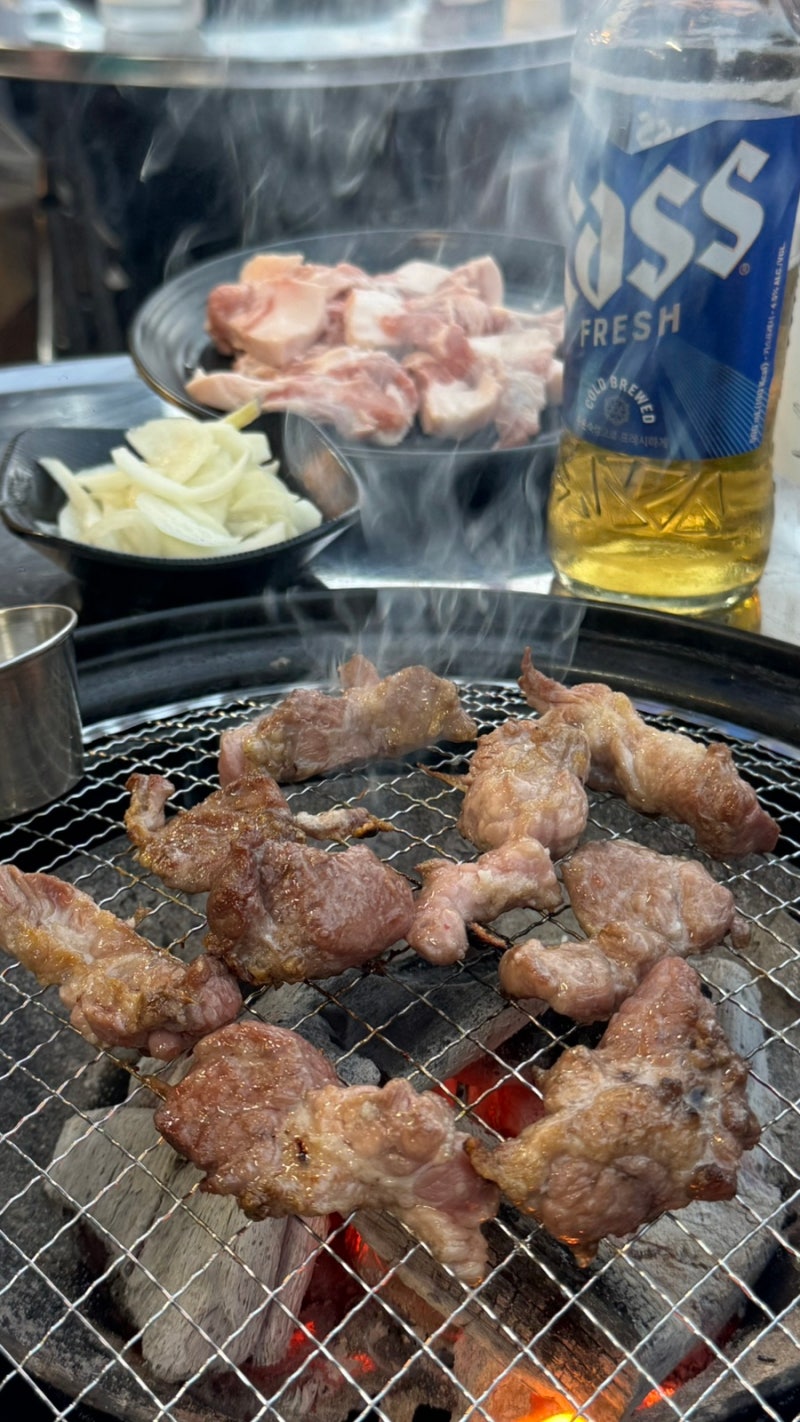 [Seoul/Sangbong] Recommended Outdoor Dining Meat Restaurant: Dokkaebisal Kkodeulsal, the Charm of Back Meat "Bbolttagu Kkoko Ssi Charcoal Dakgalbi"