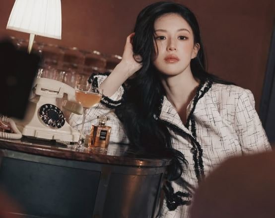샤넬 화보 속, 고윤정 클래식한 가방부터 20만원대 향수까지