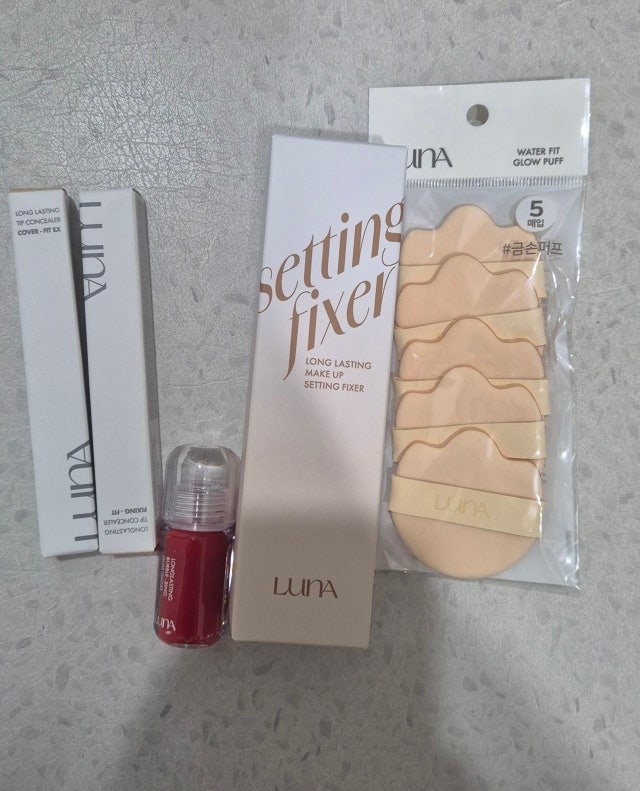 루나 롱래스팅 팁 컨실러 픽싱핏, 밀착력과 커버력 모두 잡았네요!
