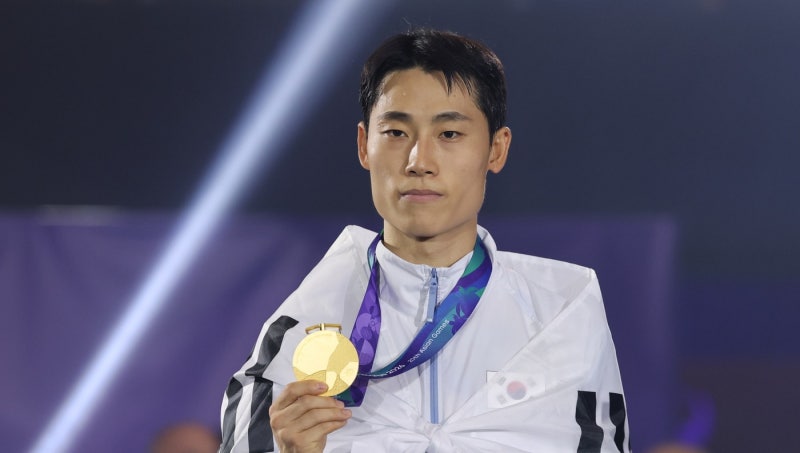 훈련장도 없이 6전 전승, 대기업 사표 던진 27세… 이준석, 결국 이렇게 될 줄 몰랐다