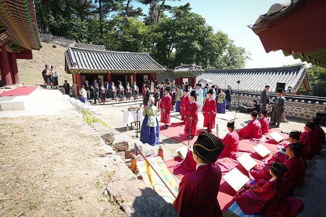 광주시, 숭렬전 추계 제향 봉행…온조왕·이서 장군 호국정신 기려