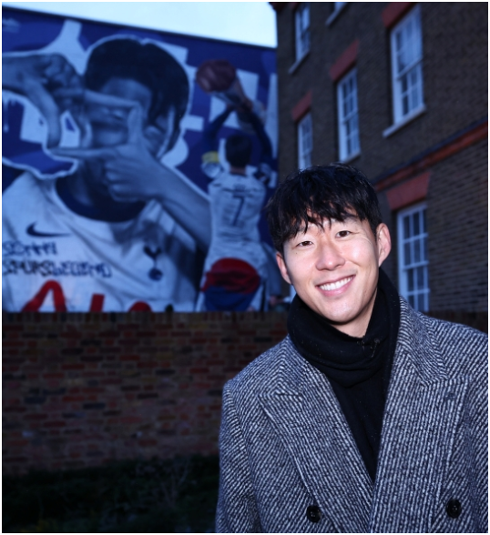 “한국에 딱 하나뿐인데 사라진다”…춘천 손흥민 벽화, 6년 만에 철거되는 이유
