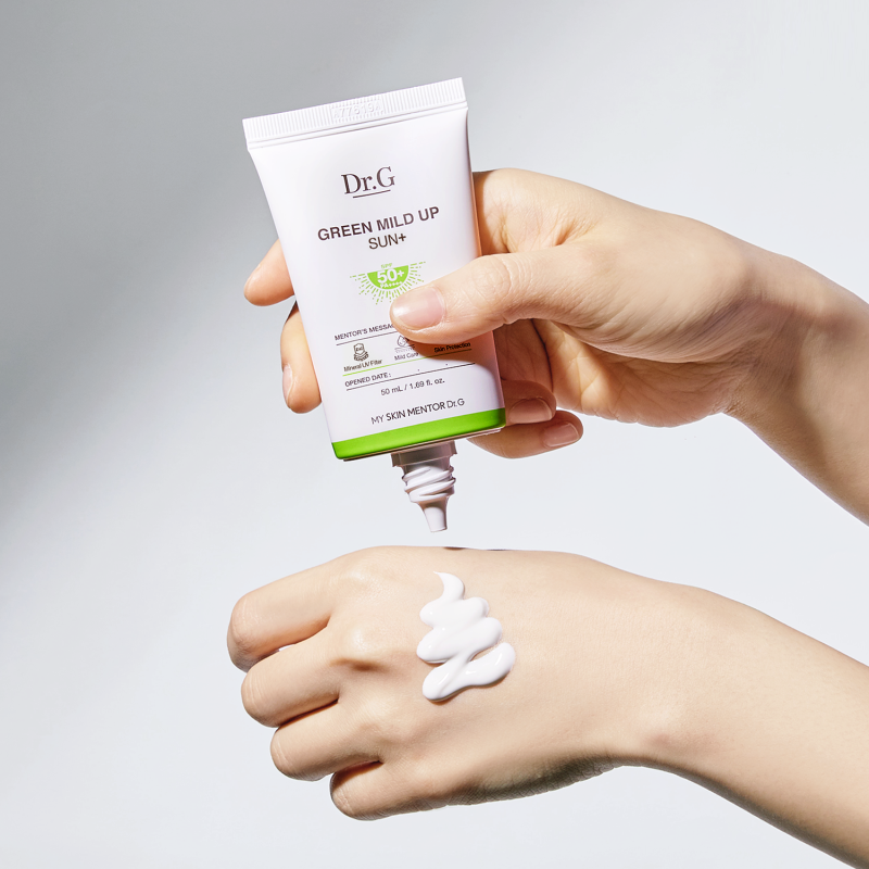 [산뜻한 선케어 찬스] 1+1 닥터지 그린 마일드 업 선 플러스 50mL SPF50+ PA++++ 세트 51%할인