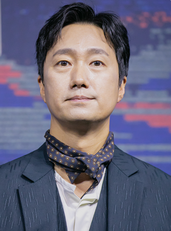 "암살자(들)로 4년 만에 스크린 돌아왔다" 박해일 프로필 고향 학력 재산 나이 최근근황 총정....