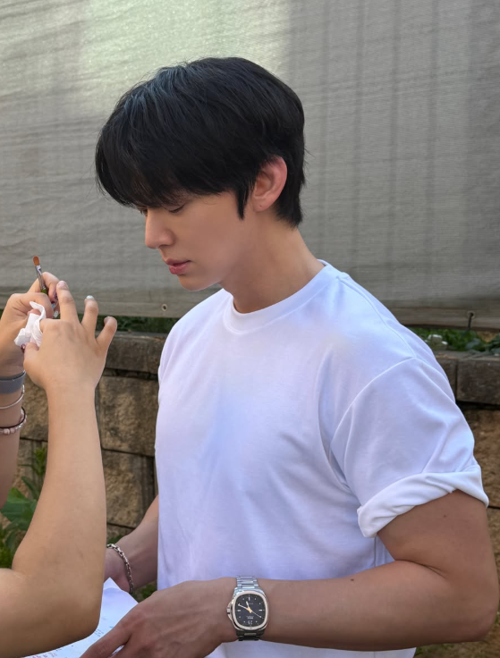 안재현, 벌크업 후 첫 태닝까지…섹시한 산타 해보고파 프로필 나이