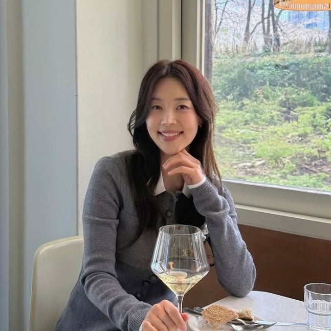 "그때 마음이 힘들었다" 한지혜 우울증 고백 후 밴쿠버 가족여행