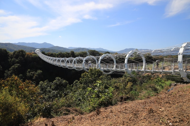 Places to Visit in Cheorwon, Gangwon-do: Hantan River Columnar Joint Road from Sundam to Deureuni and Durumi Bridge
