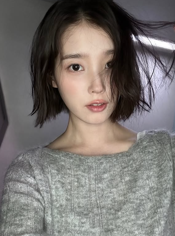 ✨ 아이유 신곡 ‘이 별로부터’ 뮤비 해석 및 총정리: 숨겨진 의미와 결말의 상징