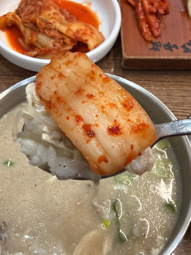 대구::상인동 점심 맛집 | 현풍닭칼국수 | 매운김치부터 수육까지 찐후기