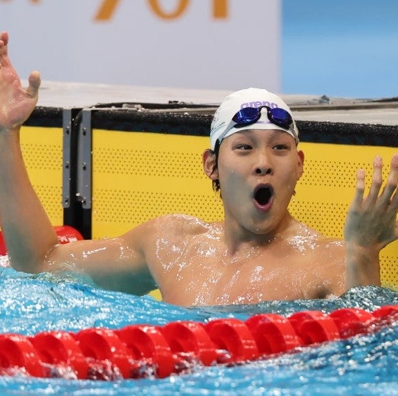 "노력은 배신 안 해".. 김영범 수영 자유형 50m 아시안게임 신기록 21초71 예선 1위 군면제 프로....