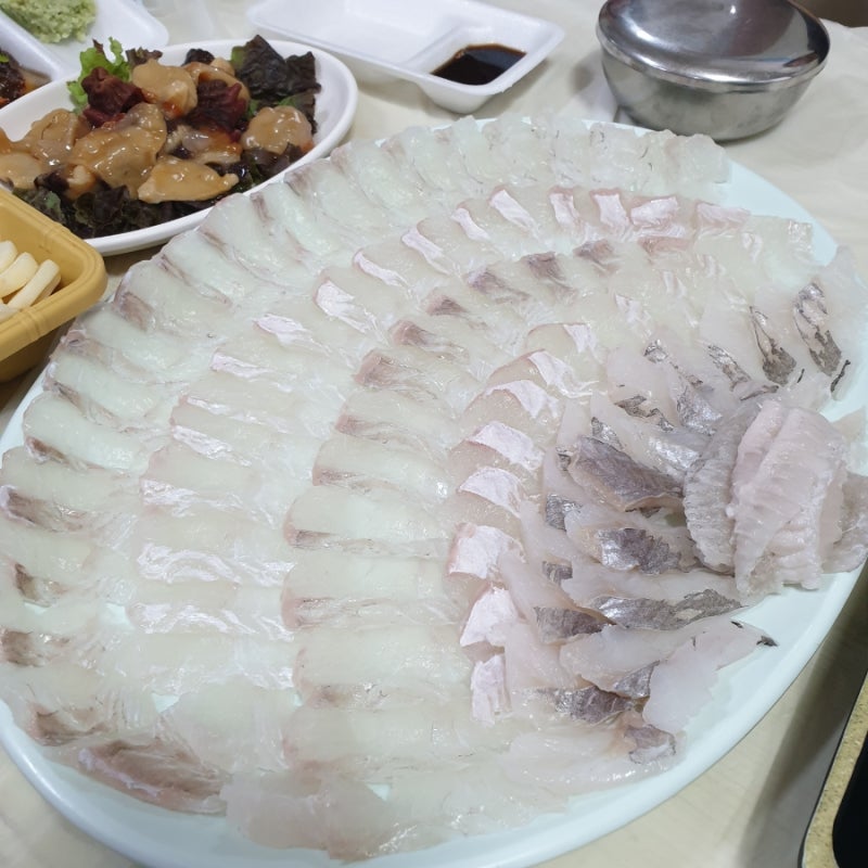 현지 분위기 제대로! 양양현지인맛집 후진활어센터 아름이네