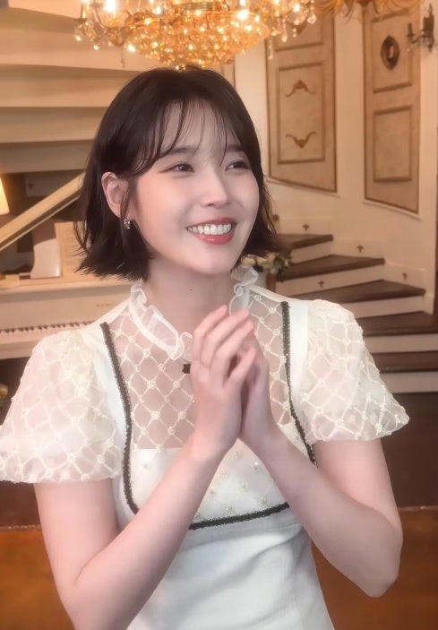 아이유 "10년 만에" 외친 단발, 감추려다 팬들에게 결국 들켰다