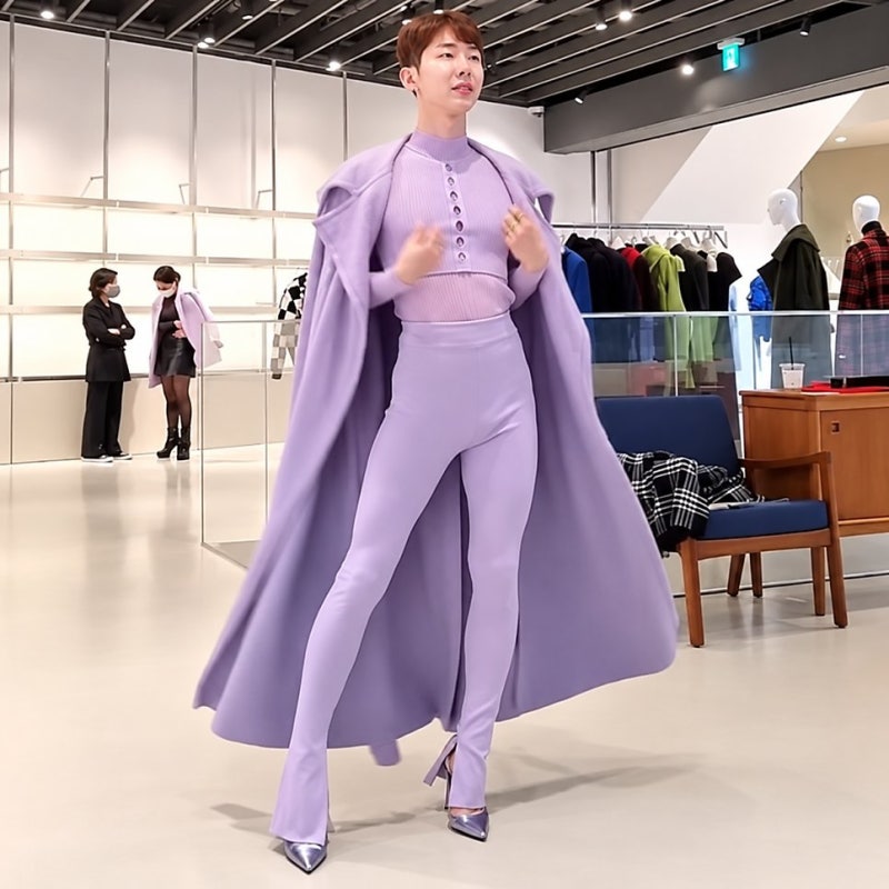 "남자가 이렇게 입어도 되나" 조권 치마+하이힐 런웨이 다시 화제