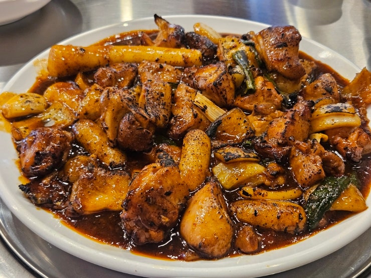 부산 서면 맛집 : 화산닭불고기 서면점 내돈내산