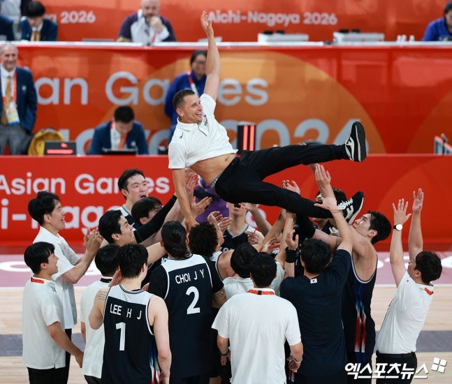［스포츠］ 이현중 27점·18리바운드! 한국농구, 일본 꺾고 12년 만에 아시안게임 금메달