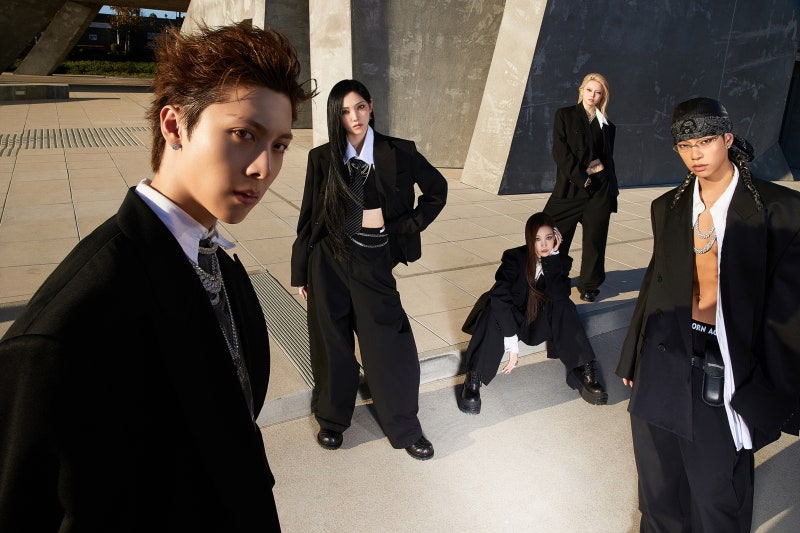 올데이 프로젝트 ALLDAY PROJECT - TALK 가사 해석 번역 발음 토크 의미 뜻 뮤비 올데프 노래 정보 ....