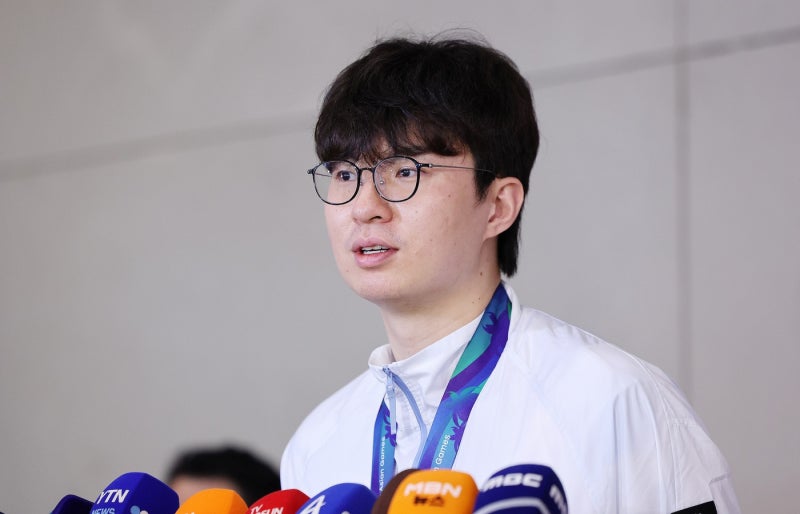 이현중 12년만 亞금메달 따더니…엄마와 약속, 군대, NBA까지 총정리