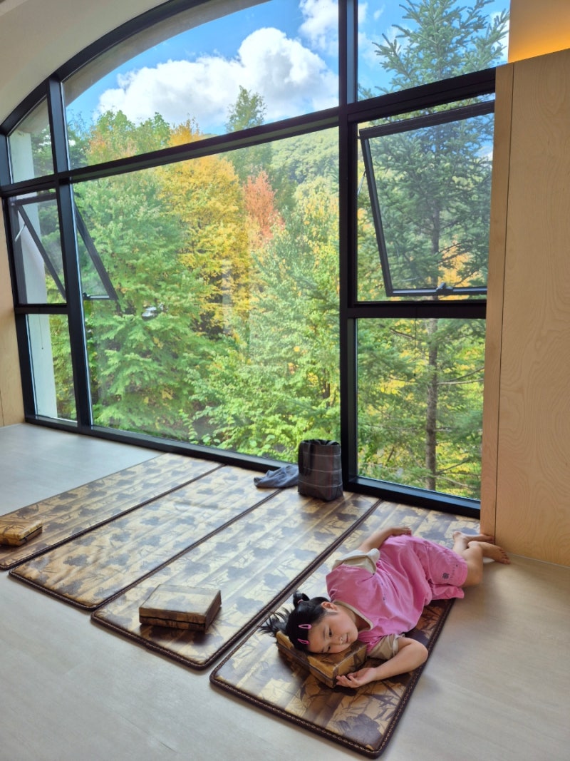 Pocheon Sauna: Shinbuk Hot Spring Resort, Spa Bathhouse, Jjimjilbang, Snack Bar, and Food Court