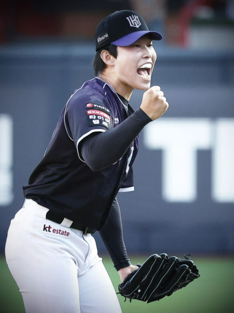 결국 터졌다! 9-1이 9-8까지…필승조 3명 붕괴에 박영현도 없던 KT, 22세 김정운이 4탈삼진으로 ....