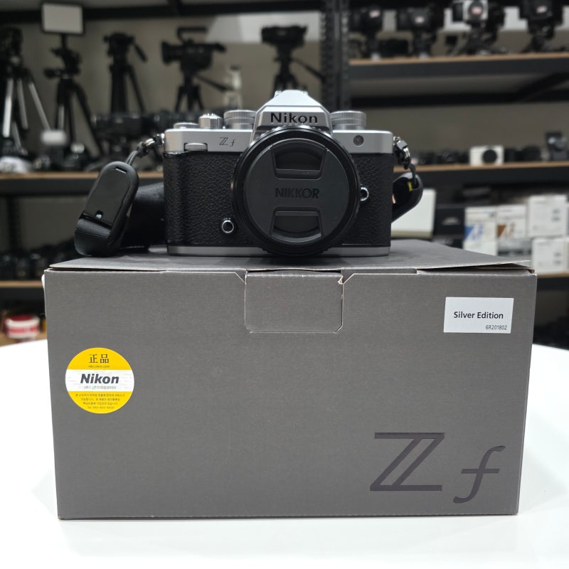 용산전자랜드카메라 | 클래식한 감성과 뛰어난 성능을 함께 갖춘 니콘 Zf + 40mm kit 100컷 미만 ....