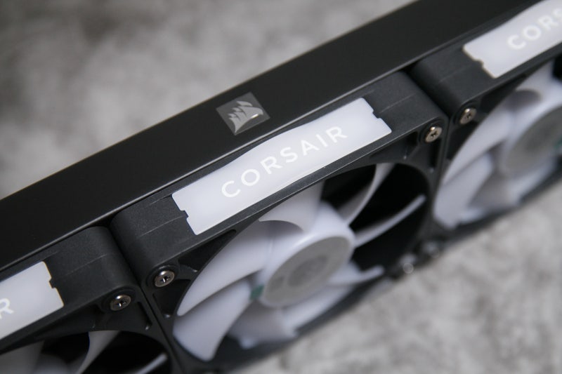 커세어 CPU 수냉 쿨러 iCUE LINK TITAN RX RGB 360 LCD 사용해보니