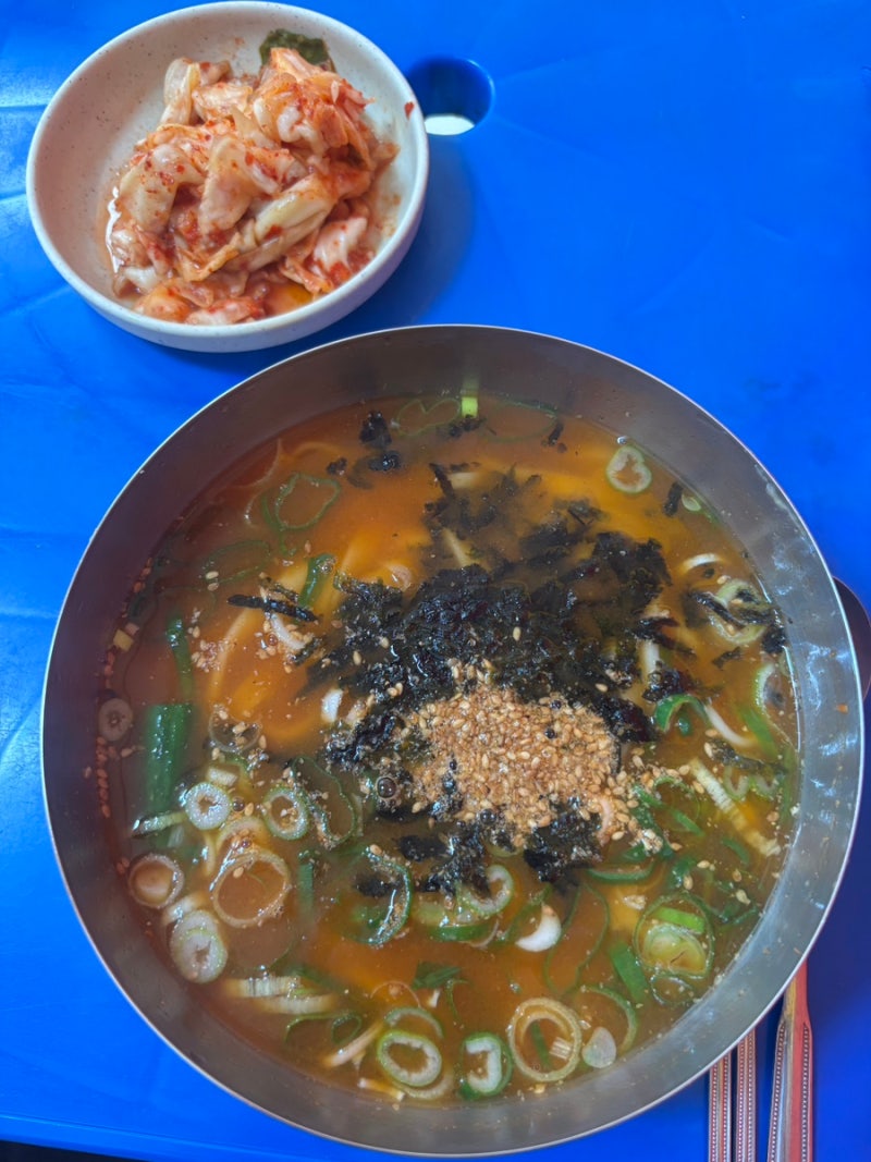 [강원 강릉] 강릉중앙시장 장칼국수 노포맛집 가성비 좋은 착한가격식당 성남칼국수 또간집 ....