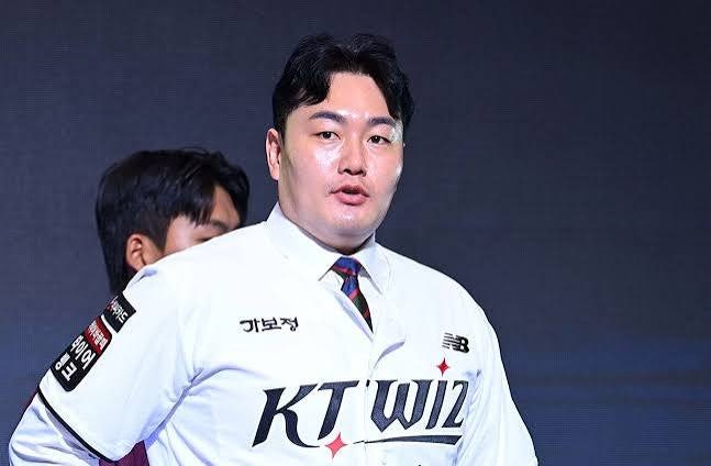 최지만 KT 간다…1R 지나 2라운드 5순위, 1위 팀이 선택한 이유