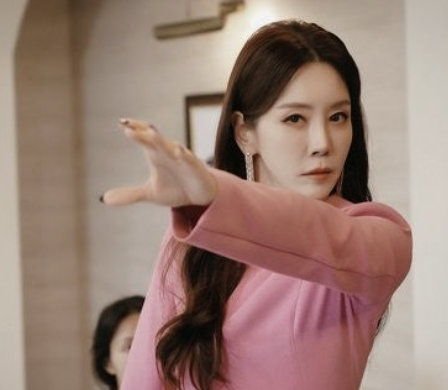 김정은 프로필｜나이 키 혈액형 MBTI 학력 남편 자녀 집안 대표작 소속사 근황 총정리