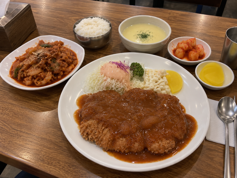 Where is Sung Hwan's pork cutlet restaurant? Joo Yang Donkkaseu Nara in Hanam Misa, a 30-year regular on "I Live Alone"