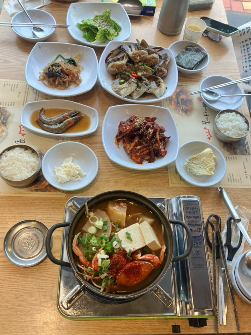 부산 해운대 간장게장 맛집. 꽃게와 사랑에 빠지다. 양념, 간장 게장 무한 리필 맛집. 주차 정....