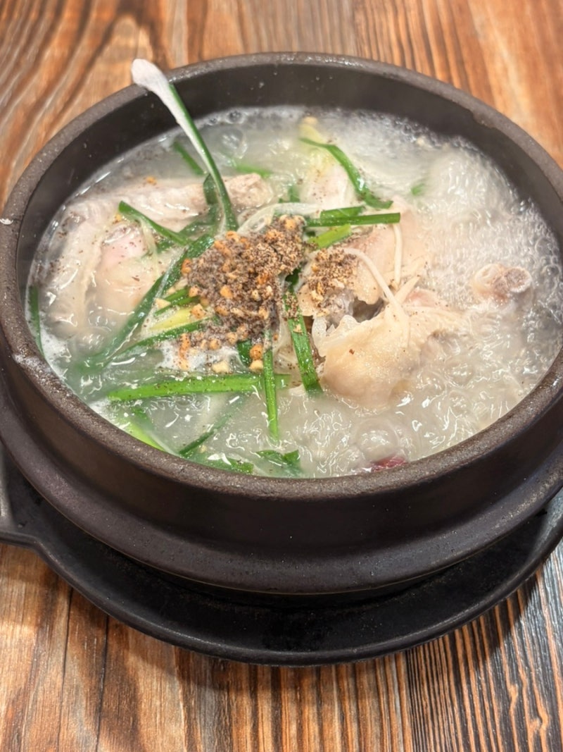 부산 사상 맛집 주차장 넓고 깔끔하고 부드러운 삼계탕이 있는 가야정