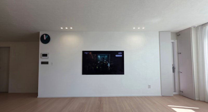 노원구 벽걸이티비설치 65인치 tv 반 매립 시공 작업 후기