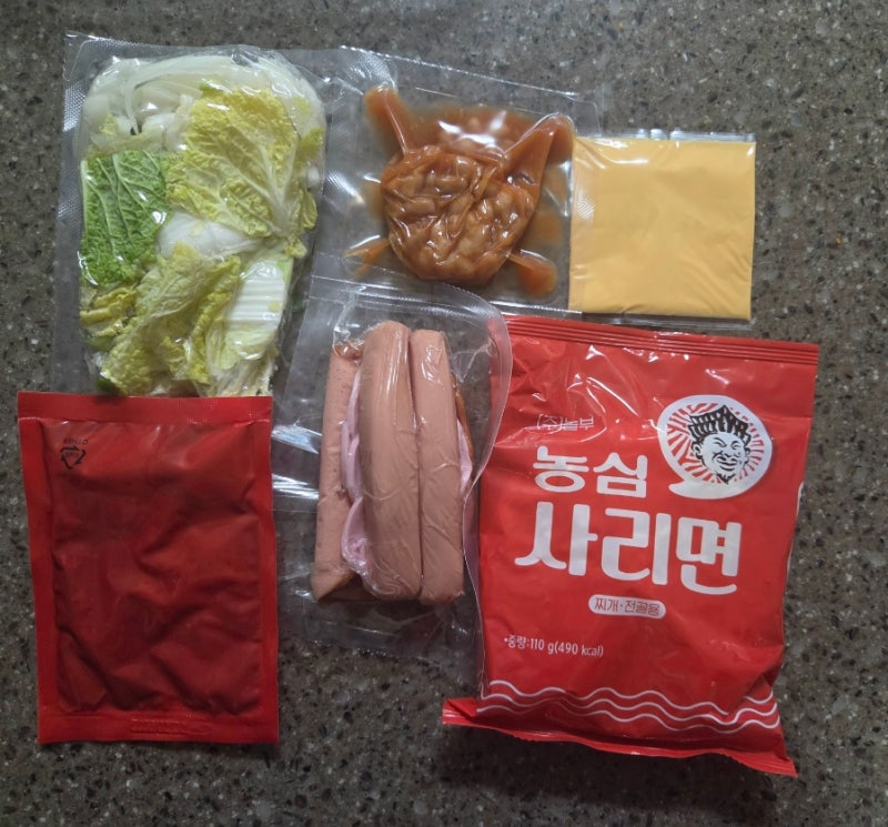 쿠팡 밀키트 추천! 남편과 즐겨 먹는 우리 집 단골 저녁 메뉴 '놀부부대찌개 밀키트' 내돈내....