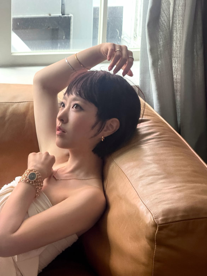 The Real Reason Park Bo-young's Short Hair Pictorial Felt Unfamiliar: It Wasn't Just the 'Pretty Clothes' That Changed