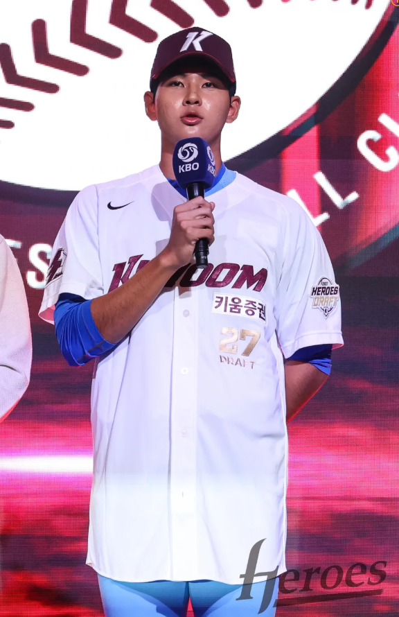 "센텀중, 부산고를 거쳐..." 2027 KBO 신인 드래프트 1라운드 1순위가 되기까지