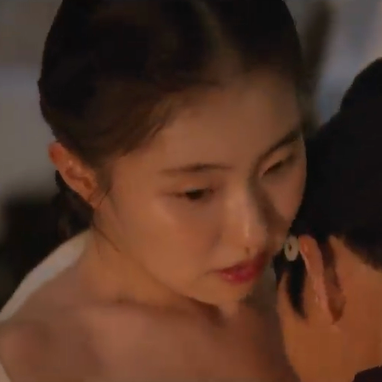 "파격노출 화제" 스캔들 소옥 누구? 신예배우 신윤하 프로필