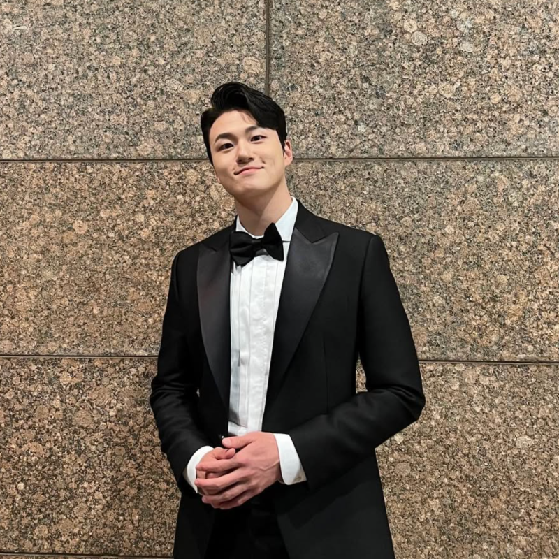 레드벨벳 경호원에서 아이린 상대역 된 신승호 프로필 나이 축구선수 MBTI 여자친구 작품 근....