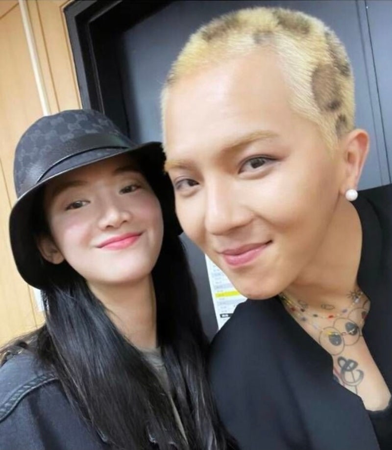 "소속사가 결국 입장 냈다" 송민호 열애설 진짜 답변 뭐길래