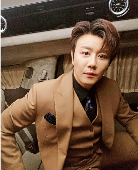 진해성, 4주 연속 1위 찍더니 결국 서울 한복판 점령한다