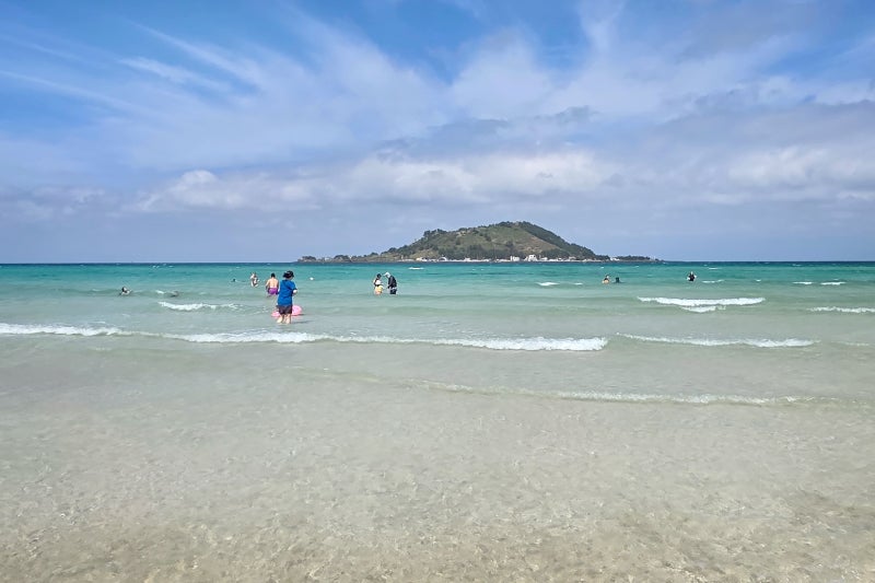 철 지난 제주 해변 풍경 협재 금능해수욕장