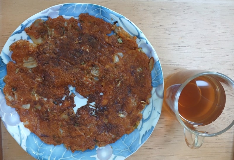 김치전) 완벽하지 않아서 바삭한 숨구멍 뚫린 김치전 (첫째 아들 바삭한 김치전 영상 참고팁 ....