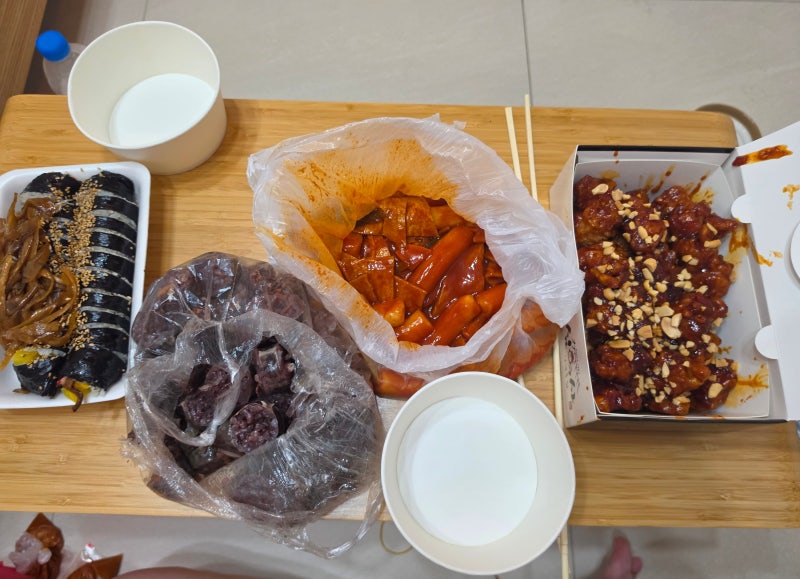 경주 성동시장 먹거리 쇼핑｜우엉김밥부터 닭강정까지