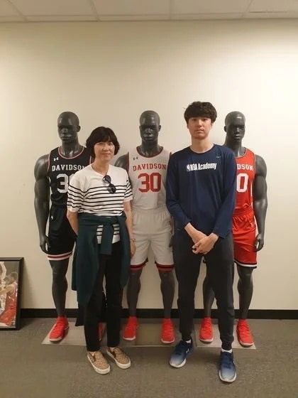 "그 엄마에 그 아들이었다".. 이현중의 어머니도 농구 금메달 리스