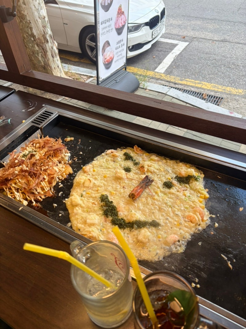 연남동 홍대 감성 맛집 오몬자 연남점｜통새우 모찌 몬자야끼·야끼소바 후기