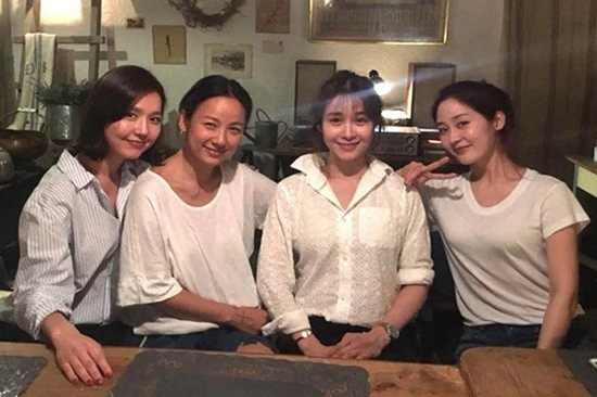 핑클 21년 만에 완전체 컴백… 뉴욕 금융맨 이진 vs 프로골퍼 성유리 ‘남편들의 엇갈린 근황....