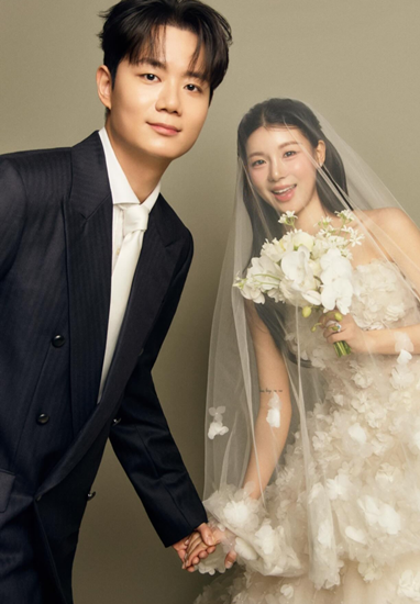 환승연애3’ 공상정♥서민형, 결국 결혼했다…헤어진 연인이 1호 부부가 되기까지