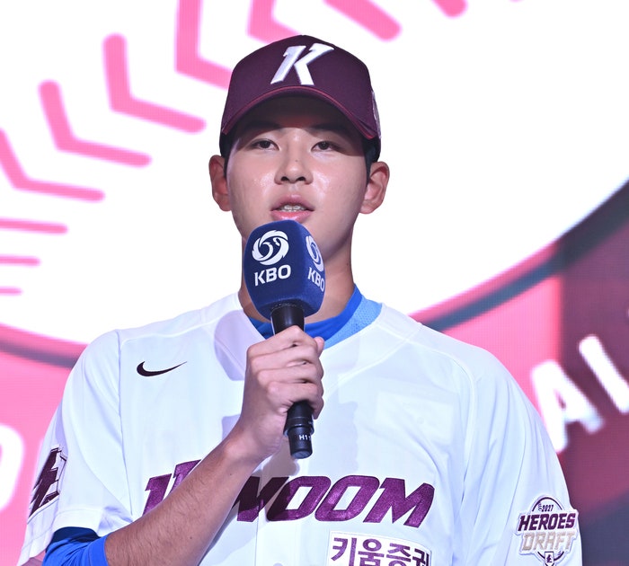 키움 히어로즈 '전체 1순위' 하현승 영입, 메이저리그 거절한 괴물의 등장